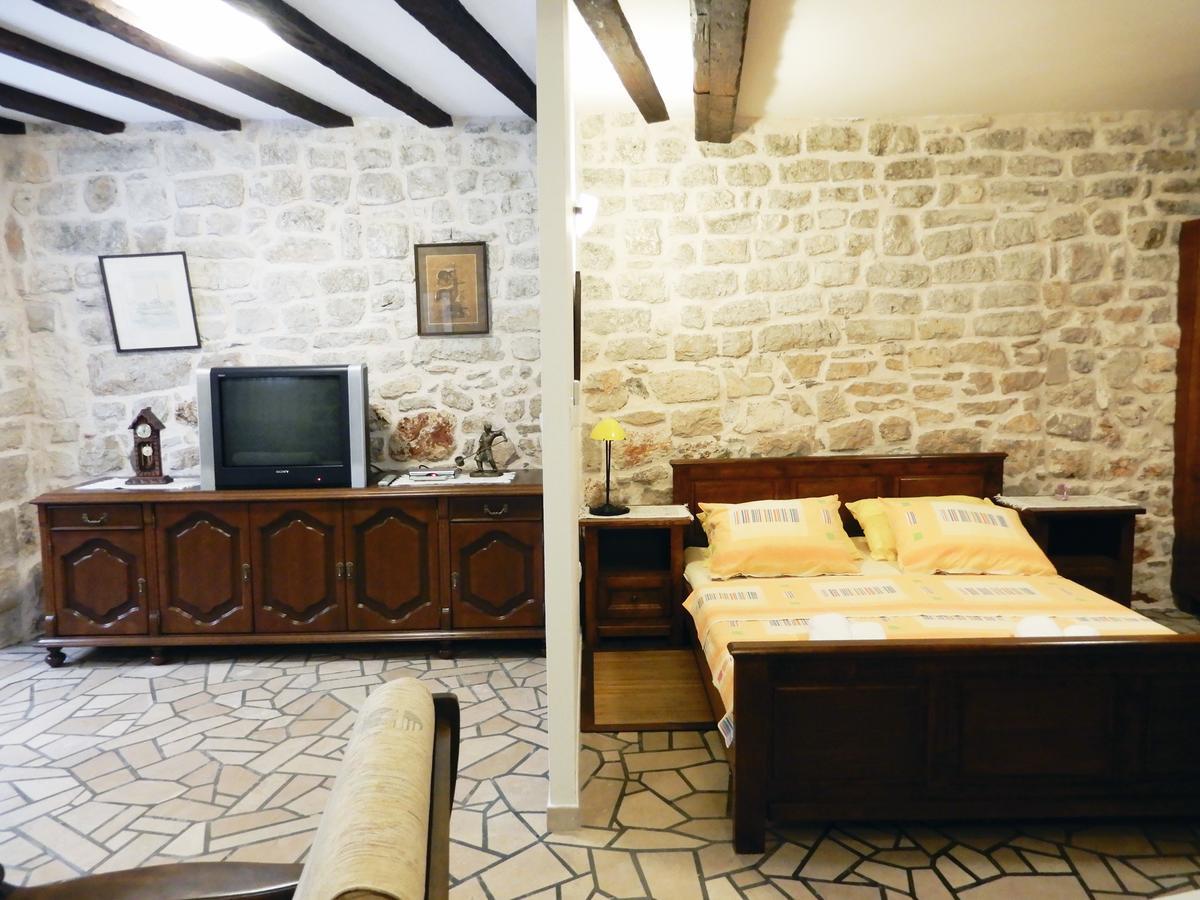 Apartment Primorac Stari Grad  Esterno foto